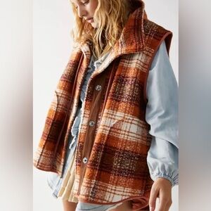 Free people wrapped up blanket vest sz S
